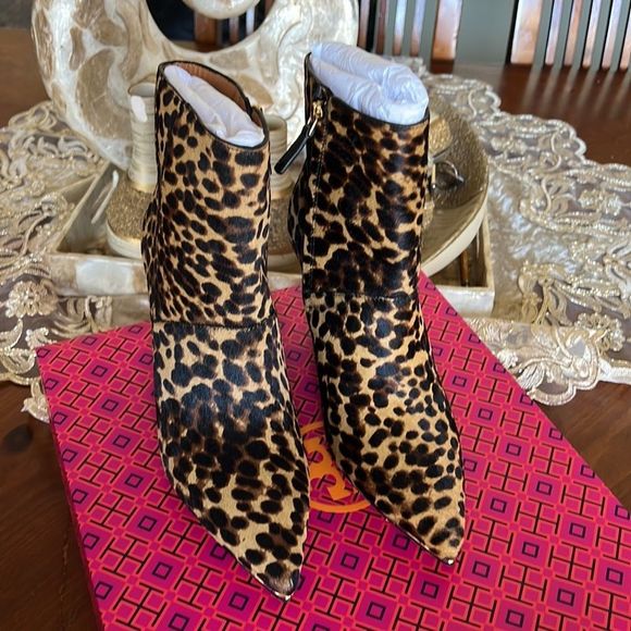 Tory Burch leopard print calf hair ankle boots - Picture 2 of 13